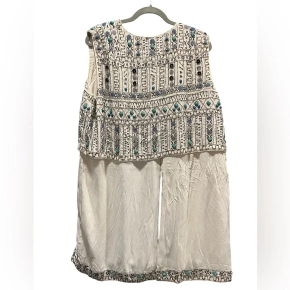 French Connection Ivory and Teal Embellished vest/waistcoat size 10 - Picture 2 of 9